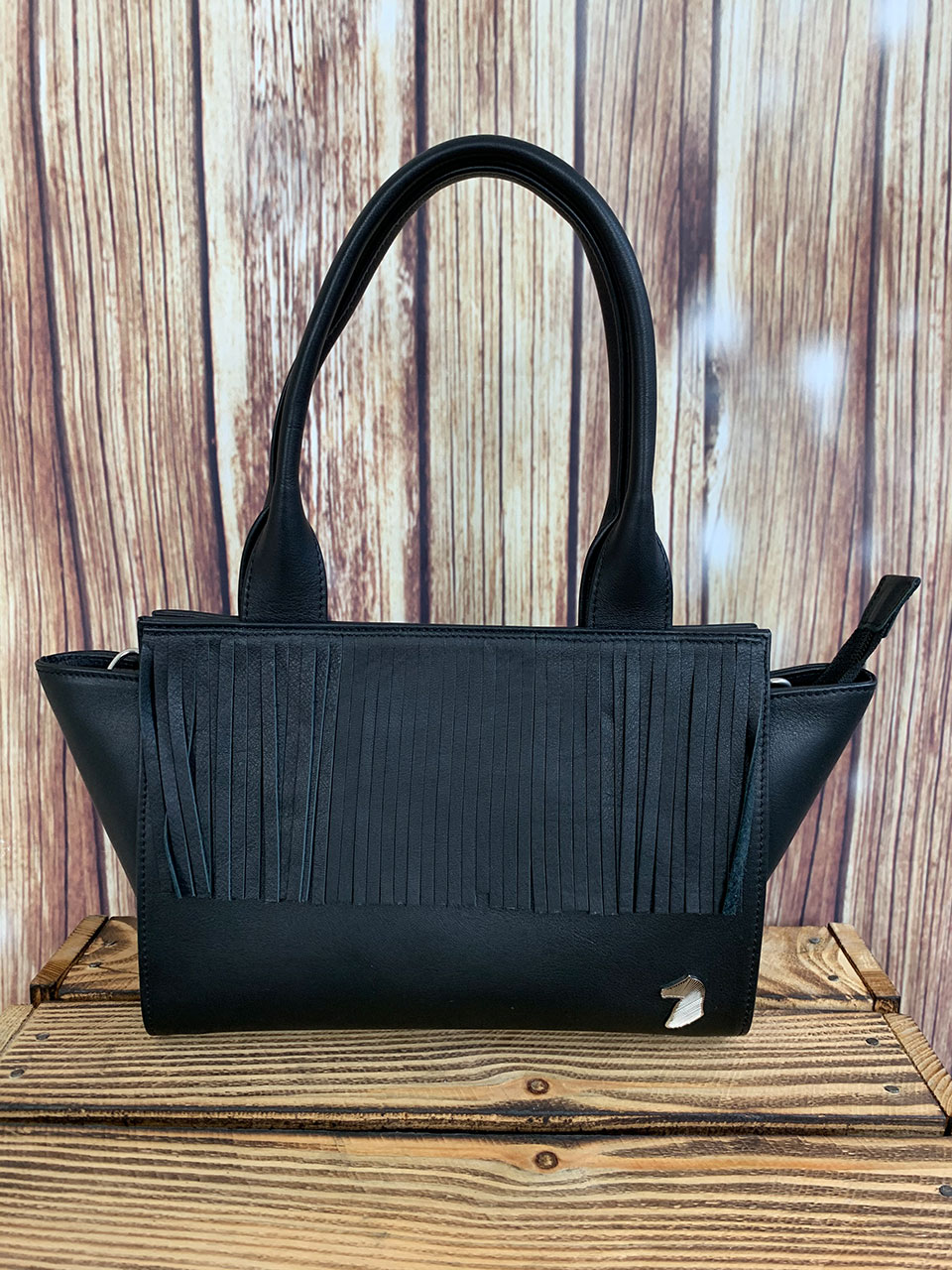 Desori Lederhandtasche "PAPRIKA FRINGES" in schwarz