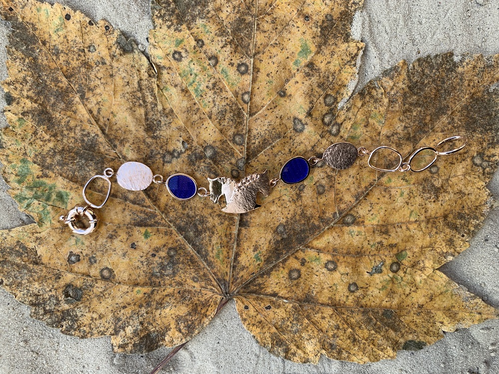 Armband by Runedal, rosé gold mit blauen Zirkonia
